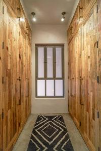 Luxury Home with Rooftop Views, Walk to Centro