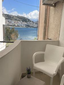 Seaside Apartment next to Ferry Terminal
