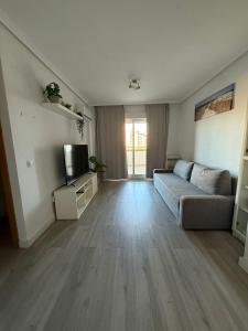 APARTAMENTO ZONA MARINADOR, CERCA A LA PLAYA