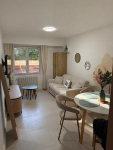 Nice studio with 1 bedroom, Gambetta, Russian Church
