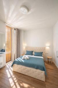 Spacious Green Coast Stay for 10 Guests 104D, 104C