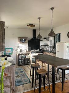 Grande maison familiale proche mer et commerces