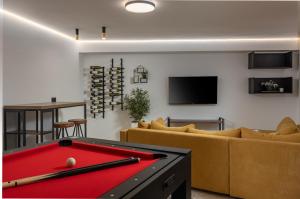 The Flat Opatija - Penthouse with private pool, barbecue & more