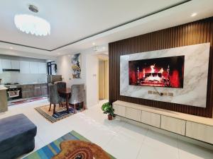 2 Bedroom With SQ - 3 Rooms 3 Beds- in Parklands near Aga Khan Hospital, Diamond Plaza and 10Minutes to the United Nations