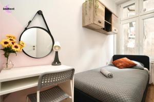 MMRent Rose Room