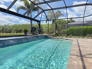 Twin Eagles Covent Gardens Twin Eagles Full Golf Privileges