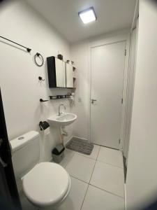 Stylish Two Bedroom Apt in Morumbi with Full Amenities