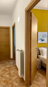 HolidayHouse - Balcony&View - Short walk to the Bernina Express