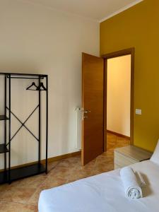 HolidayHouse - Balcony&View - Short walk to the Bernina Express