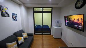 Megastay Near Burnham SM - Fast WiFi - Netflix
