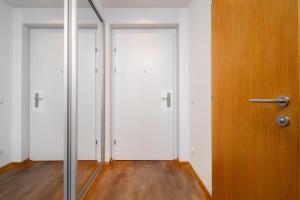 Urban Oasis Suite & Eurovea Riverside