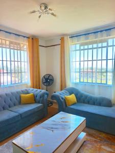 1,2and3br Greyz apartments Opp Lake Basin mall