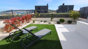 "Mon ami"apartment with garden, HOT TUB and free parking