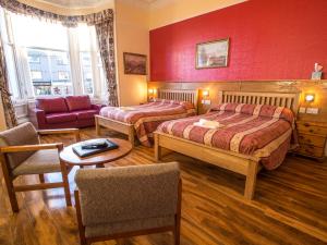 Family Suite room in Corstorphine Lodge Hotel