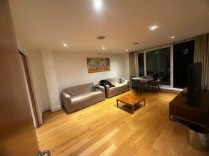 Stunning two bedroom in Chelsea