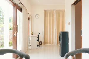 La Docta Lombok - 1BR Modern Villa Near Mandalika Circuit & 7 Min to Tanjung Aan Beach