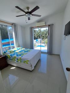 CASA DE DESCANSO CARMEN DE APICALA PISCINA y JACUZZI PRIVADOS