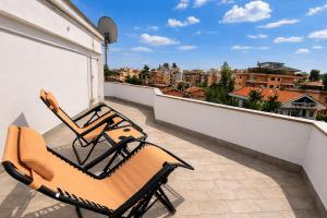 Terrace with a view Near Ospedale San Pietro
