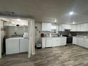 Cozy Apt in Downtown Logan