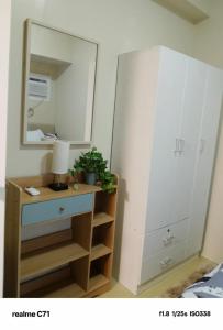 Moore HQ 1BEDROOM Avida Tower 2