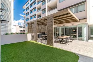 Lowanna Beach Resort Kawana