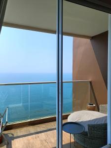 Everyday Beachfront Stylish Luxury Jomtien