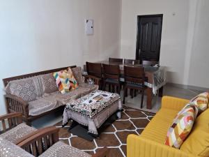 Friendly Service Apartment