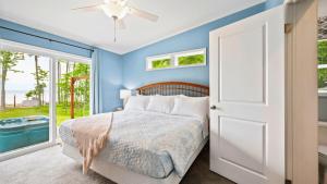 Bayside Bear- Bayfront Escape, Hot Tub, Kayaks, Dogs Welcome