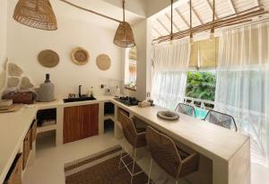 2BR Villa w Pool Near Trendy Pererenan Beach, Canggu