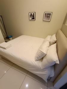 Lovely Suites Space Residency