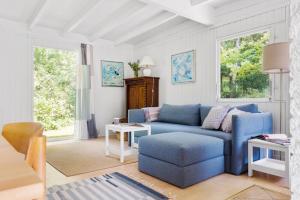 Summer House With Enclosed Garden In Tisvildeleje