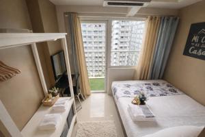 1 BR Fully Furnished Condo Shell across MOA
