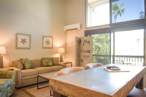 Kihei Garden Estates #E-202 Fully Renovated, Split AC System, Shared Hot Tub