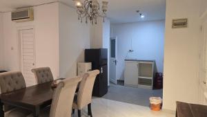 Modern 3-Bedroom, Sejahtera Apartment