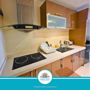 Drift Bay Hideaway near Moa I 1 Queen Bed