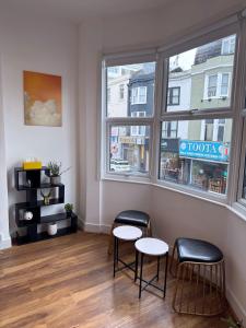 Literally Central Brighton Sleeps 8