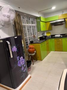 Peaceful Garden Villa near Sankardev Netralaya