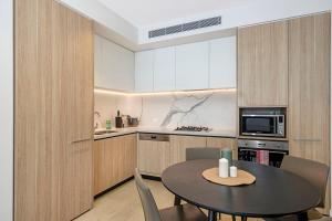 Cozy 1BR & Study Walk to Metro Near MQ Uni