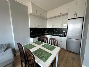 Summer Vacation Apartment