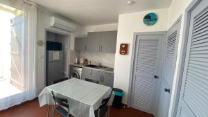 Appartement 150 m de la plage climatisé