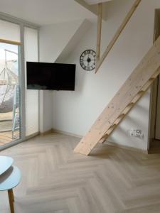 Al Mare Kunigiškiai - Apartment with Pool