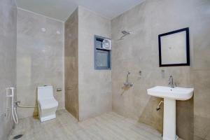 Restin Hotel Near Ashok Nagar & Mayur Vihar Phase III