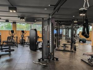 Bright 1BR Kora Beach 200m to Beach Resort Pools & Gym