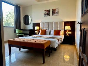Hotel Grand Arcasia Karkardooma - Anand Vihar