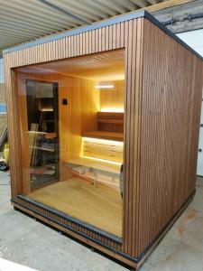 Fully Modernized In 2026 One Minute From The Ocean