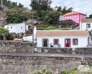 Charming Country House by Ponta Negra Azores