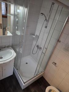 Ferienwohnung-Antolica-mit-Klimaanlage-150m-vom-Meer