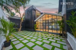 EKOSTAY - Noir Villa