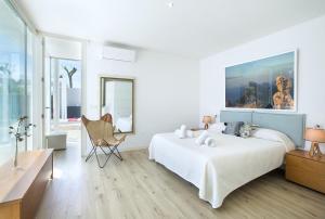 Villa Can Cristal by Villa Select