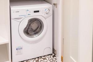 Park Mirowski Stylish Apartment